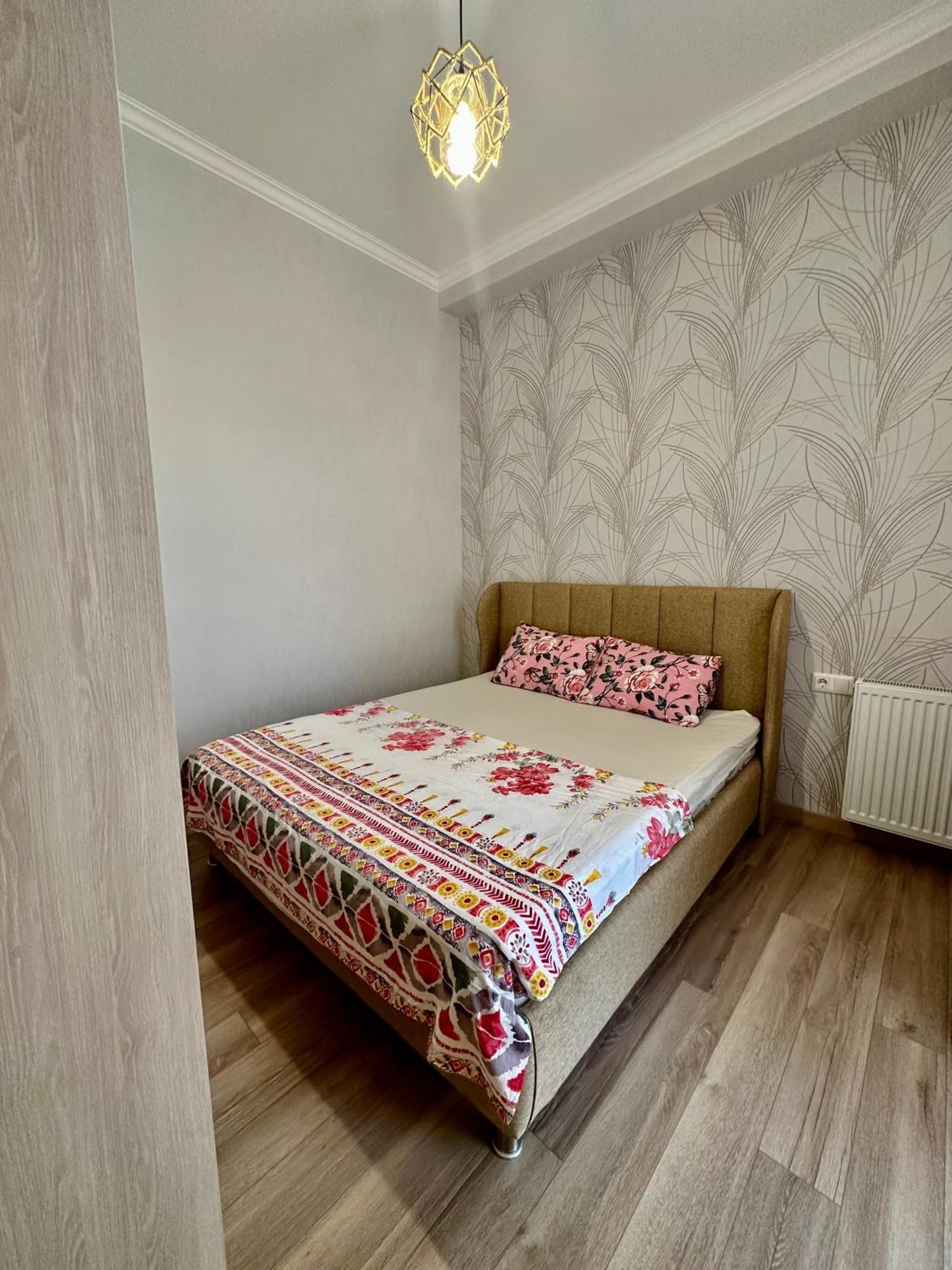 Downtown Apartment Kutaisi Exterior photo
